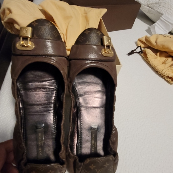 Louis Vuitton flats - Picture 6 of 10
